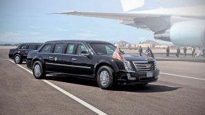Новый президентский лимузин Cadillac Beast? проходит тест-драйв в США