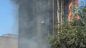 Очевидцы: в Ростове дети выпрыгивали из окон горящей гостинцы