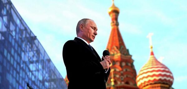 Победитель «Битвы экстрасенсов» в предсказании направил сигнал Путину, раскрыл будущее РФ в 2018 году