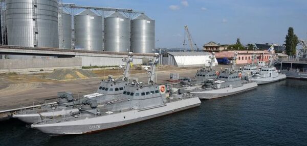 В Одессу прибыли новые бронированные артиллерийские катера