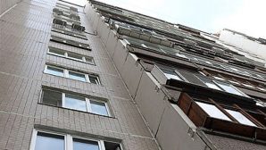 22-летний парень упал с крыши 13-этажного дома в Воронеже