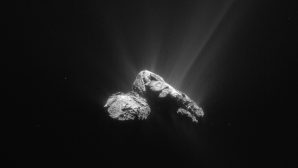 На комете Чурюмова-Герасименко «гейзер» выбросил 64 тонны пыли