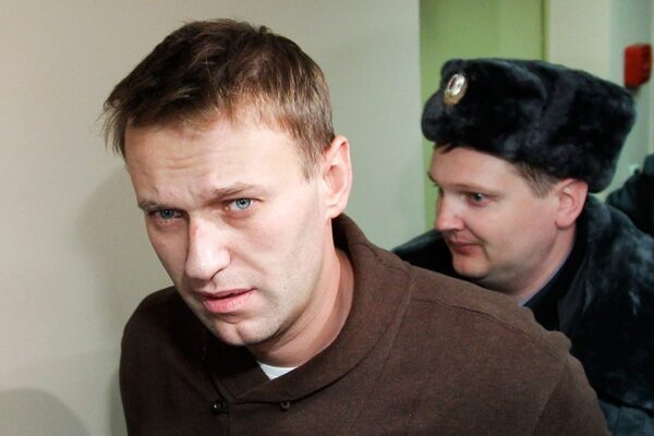 Навальный обвинил в крахе акции 7 октября политологов и экспертов - Гаспарян