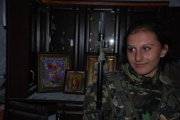 Нет больше «Белоснежки»: девушку убитого главаря «ДНР» Гиви устранили на Донбассе