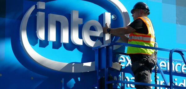 СМИ: Intel может закрыть представительство в Украине