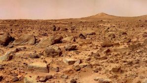 Ученые: Летом на Марсе можно наблюдать «парящий песок»