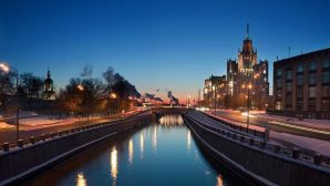 В реке Яуза в центре Москвы найдено тело утопленника