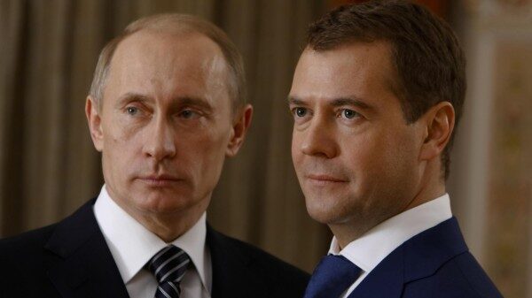 ВЦИОМ: Лидером по рейтингу доверия россиян остается Владимир Путин