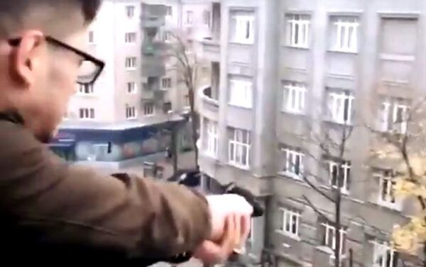 В Харькове схвачен ученик, стрелявший по прохожим с балкона