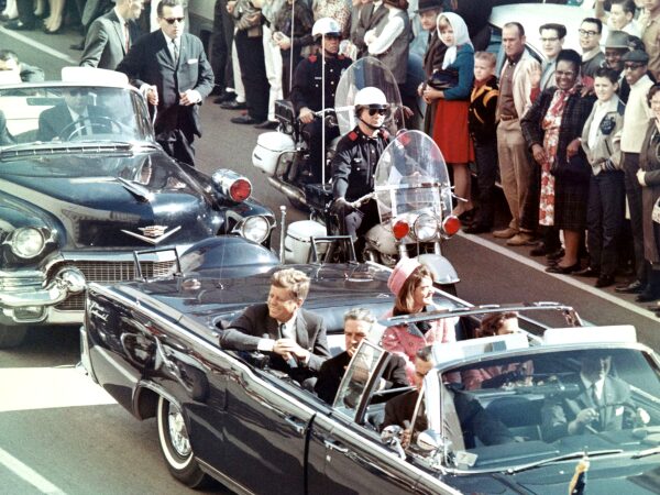 Власти США рассекретили документы о реакции СССР на смерть Кеннеди