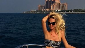 За сексуальное бикини в Эмиратах осудили Викторию Лопыреву