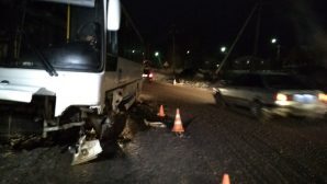 21-летний водитель «Лады» на «встречке» врезался в автобус под Ухтой