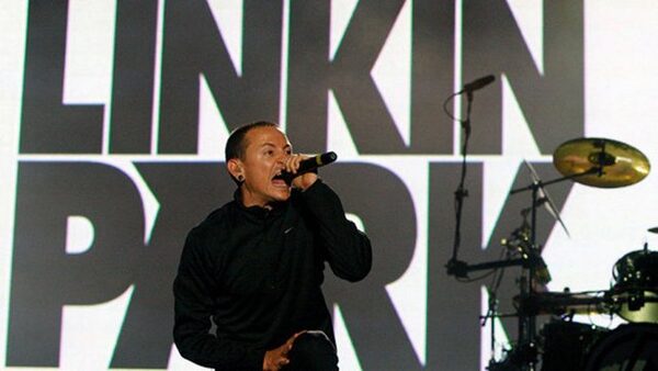 Linkin Park почтут память Честера Беннингтона концертником