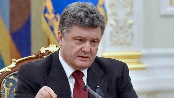 Порошенко считает, что Россия намерена создать голодомор в Украине
