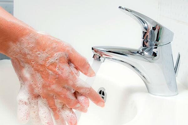 Смертельное мыло: ученые предупредили об опасном мытье рук