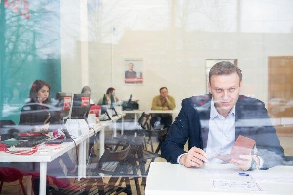 Алексей Навальный заявил о прекращении избирательной кампании