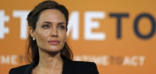 Анджелина Джоли для The Guardian: НАТО должно защищать права женщин (перевод)