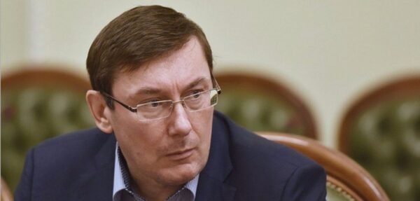 Луценко ответил на требование Данилюка об отставке