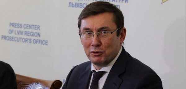 Луценко: Сотрудники СБУ должны были открыть огонь при задержании Саакашвили