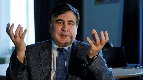 Саакашвили сравнил риторику Путина и Порошенко по отношению к нему