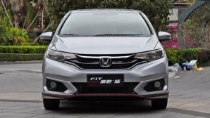 Стали известны цены и комплектации на Honda Fit 2018 для Китая