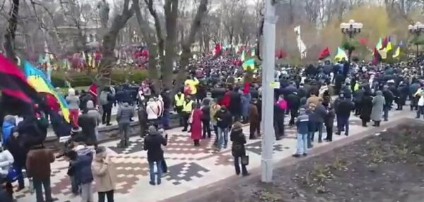 В Киеве началась акция Саакашвили