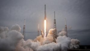 Жители Калифорнии перепутали ракету Falcon 9 с НЛО