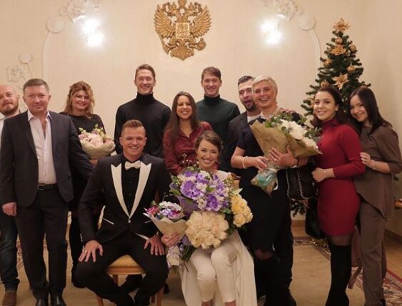 «Это фарс»: свадьбы Тарасова и Костенко не было – пользователи разоблачили молодоженов