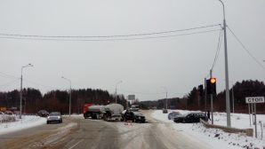 КамАЗ устроил массовое ДТП в Кирово-Чепецком районе, пострадали 4 человека