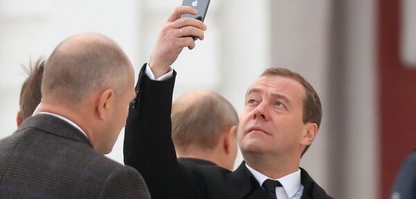 Медведев: Непопадание в «кремлевский доклад» – повод уволиться