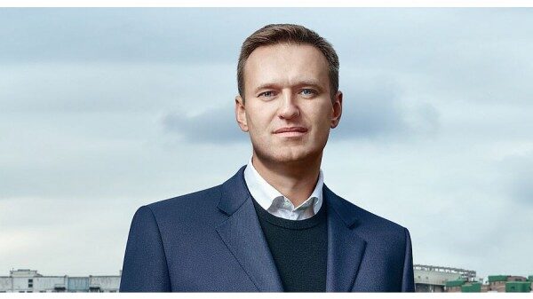 На акцию Навального в Магнитогорске активисты принесли гроб и «похоронили выборы»
