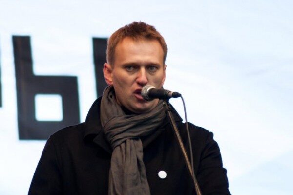 Навальный рассказал про обыски в его штабах в трех городах