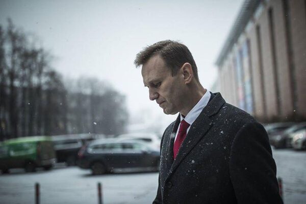 Оппозиционер Алексей Навальный задержан в Москве