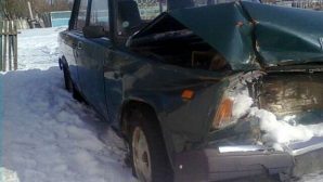 Под Астраханью 77-летняя автоледи погибла под колёсами собственной машины