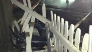 Пьяный водитель без прав врезался в забор в Нерчинске: четверо пострадали