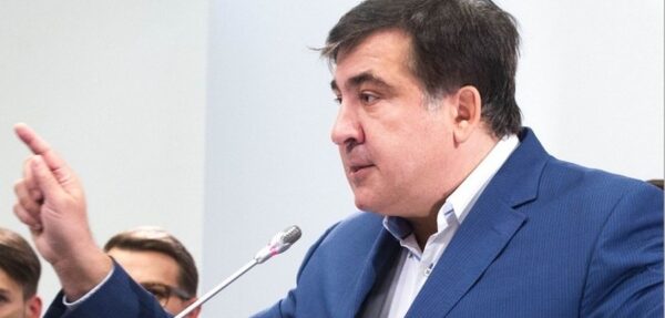 Саакашвили: Порошенко нарушил границу, когда летел на Мальдивы