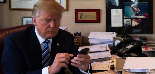 Трамп рассказал, кто пишет сообщения в его Twitter