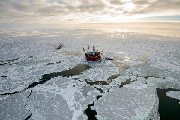 В Арктике спасать людей будут российские дроны