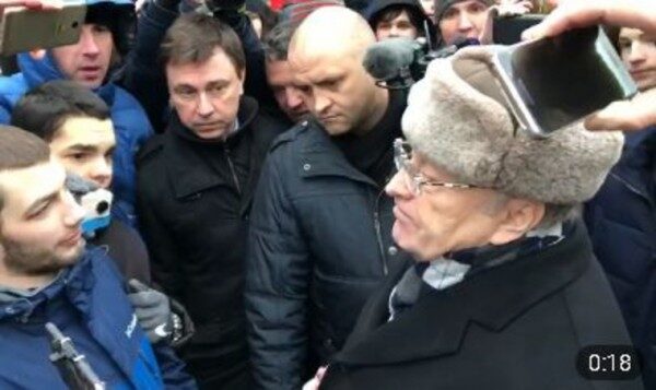 Жириновский выступил в Москве перед участниками акции за Навального