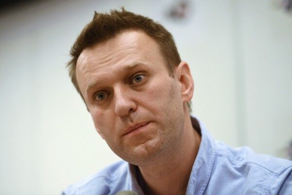 Бизнесмен Олег Дерипаска подает в суд на Алексея Навального