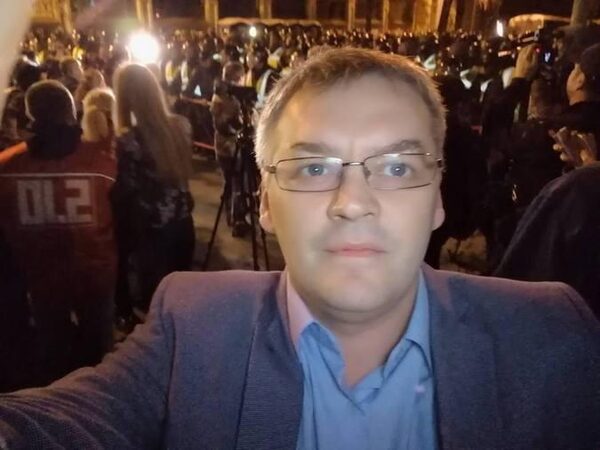 Драка ведущего НТВ с украинцем в прямом эфире: Закулисное видео после "рукопашной" опубликовано в Сети