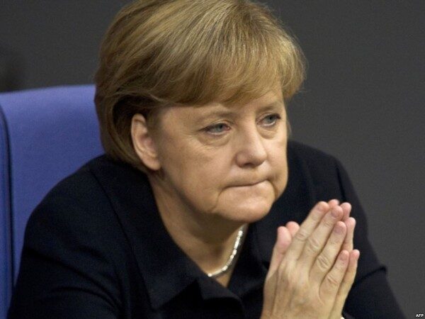 Меркель и Си Цзиньпин скорбят по погибшим в авиакатастрофе Ан-148
