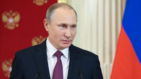 Песков указал, где Путин сможет голосовать на выборах