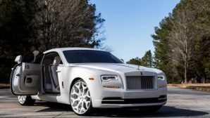 RoadShow International рискнул и взялся за Rolls-Royce Wraith?