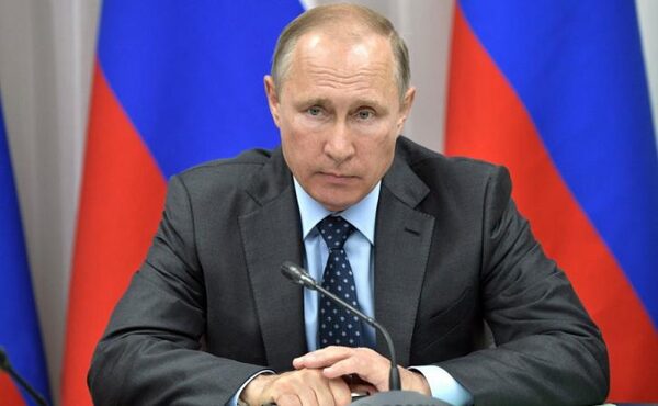 С Путина потребовали отчёт о результатах его работы на посту президента России