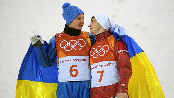 Украинский олимпиец объяснил, почему на самом деле обнял и завернул в свой флаг спортсмена из России