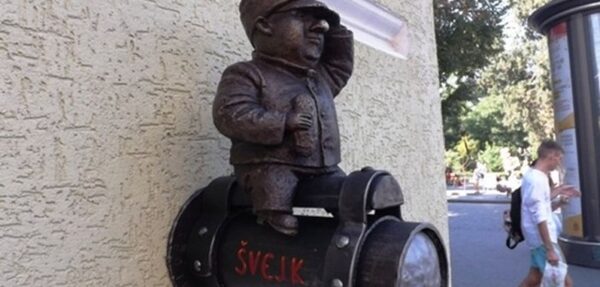В Одессе похитили памятник солдату Швейку