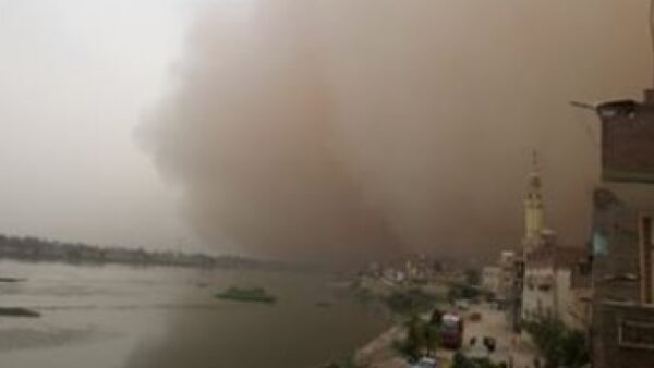 На Египет обрушилась мощнейшая песчаная буря