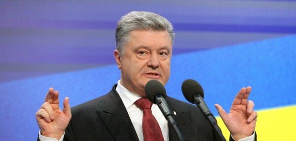Порошенко: Газпром не может разорвать контракт в одностороннем порядке