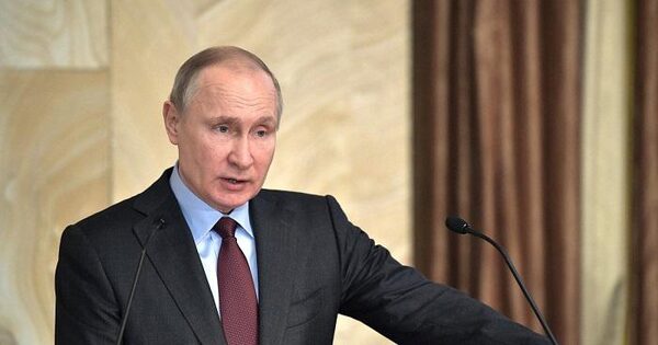Путин о возвращении Крыма Украине: «С ума, что ли, сошли?»